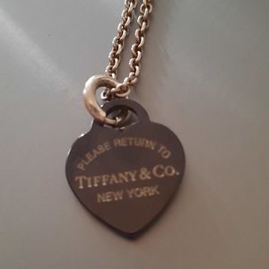 Tiffany & Co Return black heart tag necklace